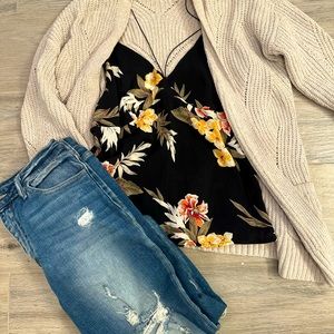 Volcom Floral Tank Top. Size Medium.